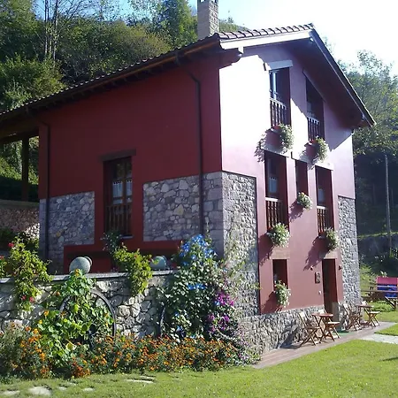 Gospodarstwo wiejskie La Llosa De Repelao Covadonga